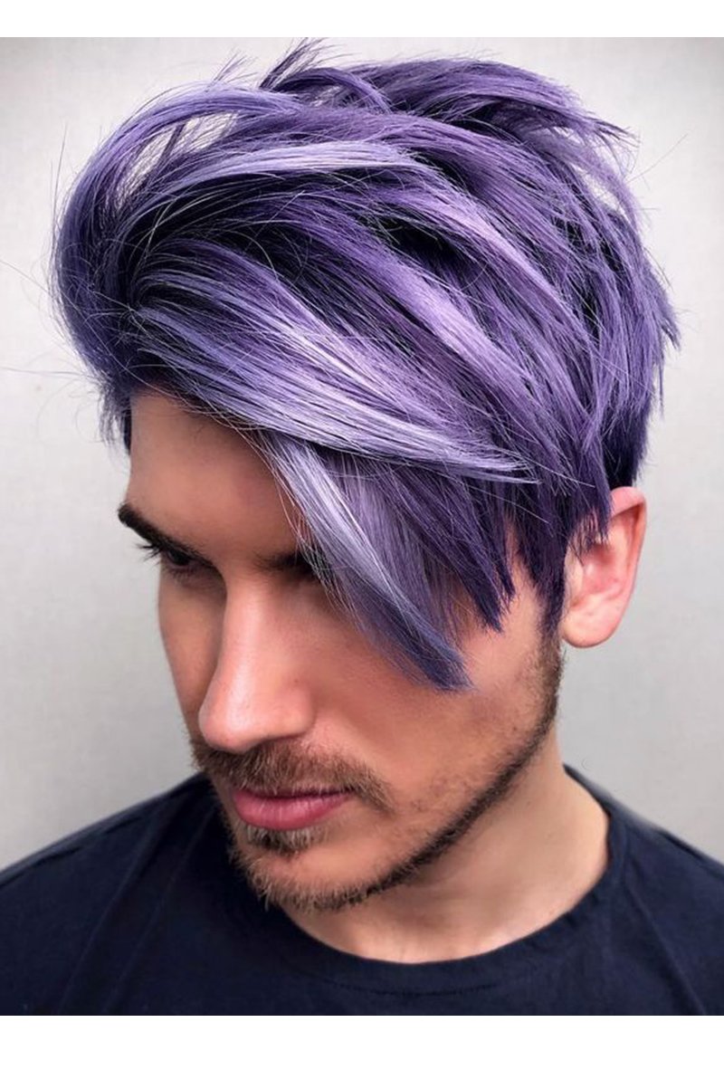 Темно синие пряди на темных волосах