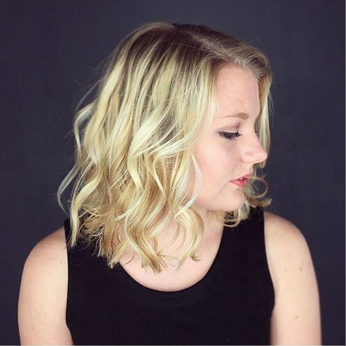 Кудри на тонкие и редкие волосы средней длины в домашних условиях