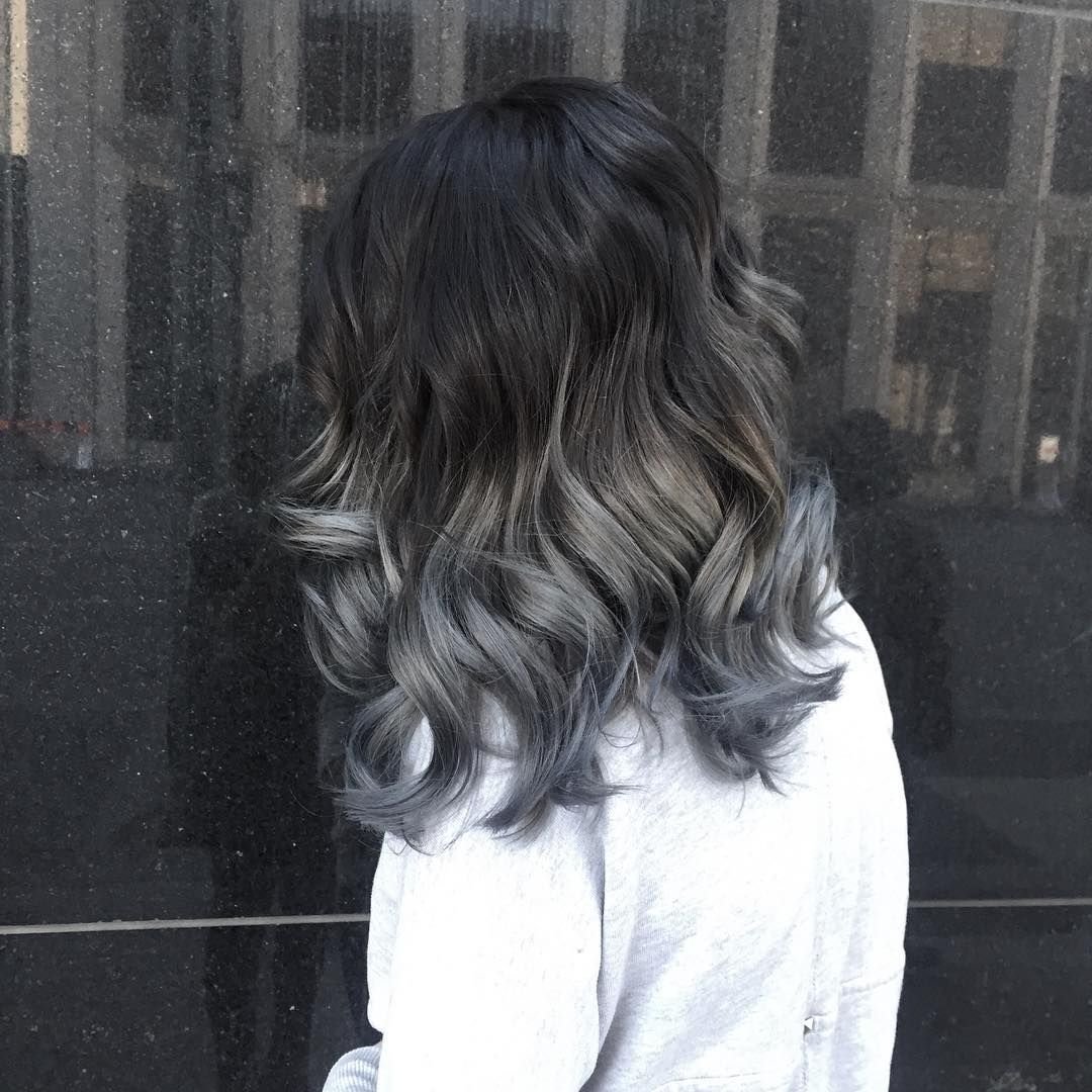 Пепельное омбре на темные волосы