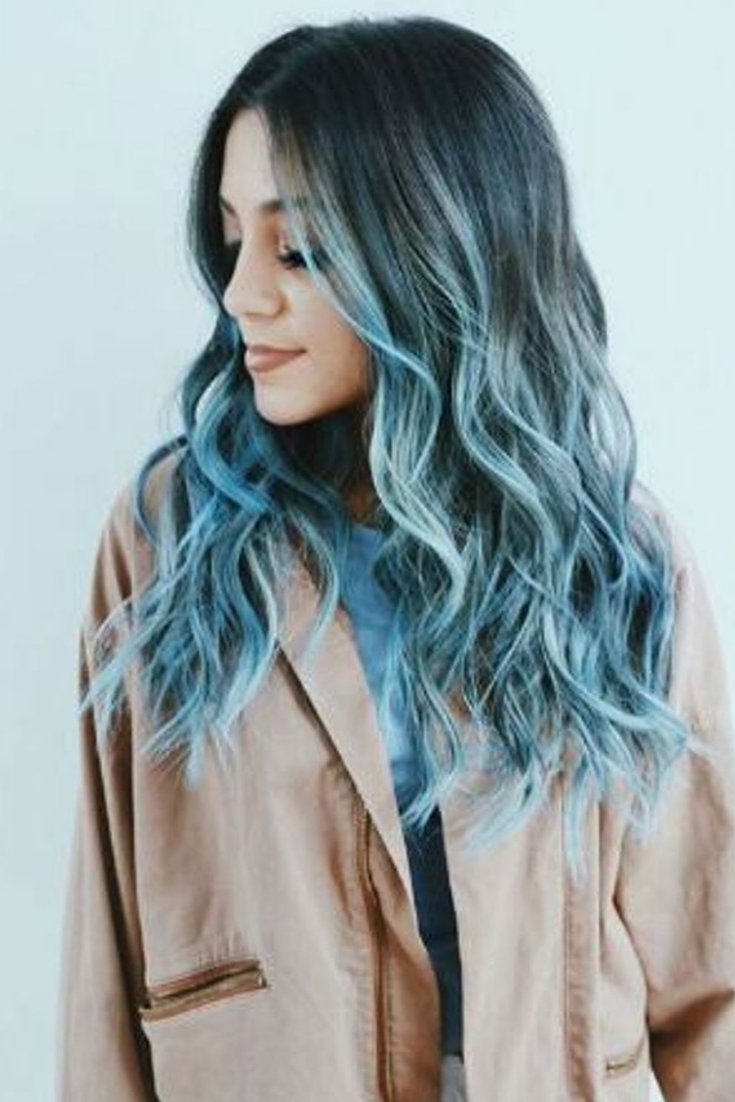 Голубые волосы на средние волосы