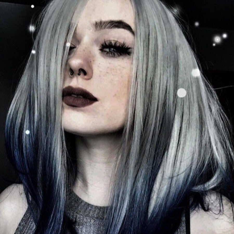 Серо синие волосы