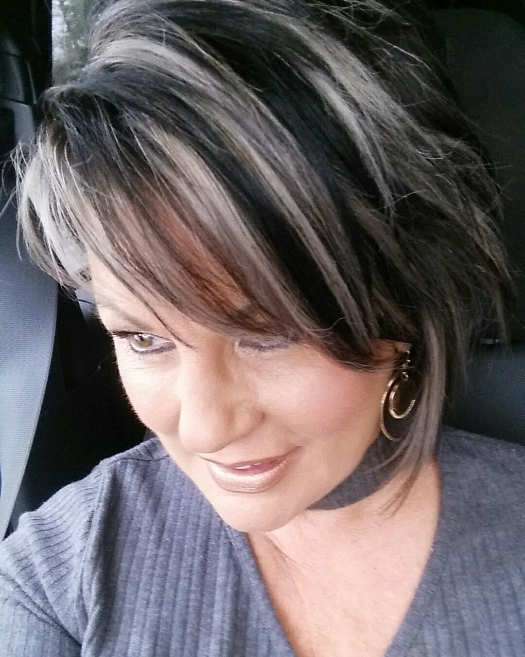 Мелирование на тёмные волосы с сединой