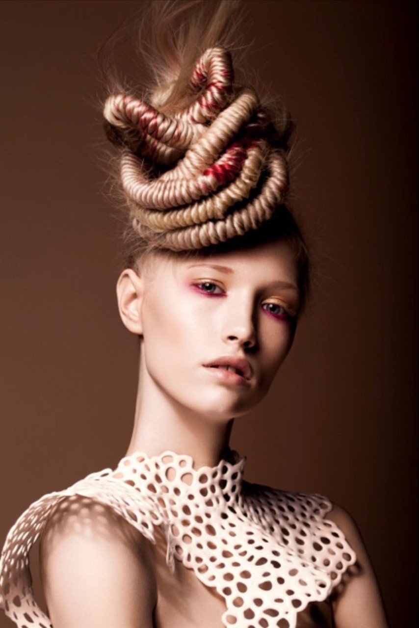 Фантазийная прическа