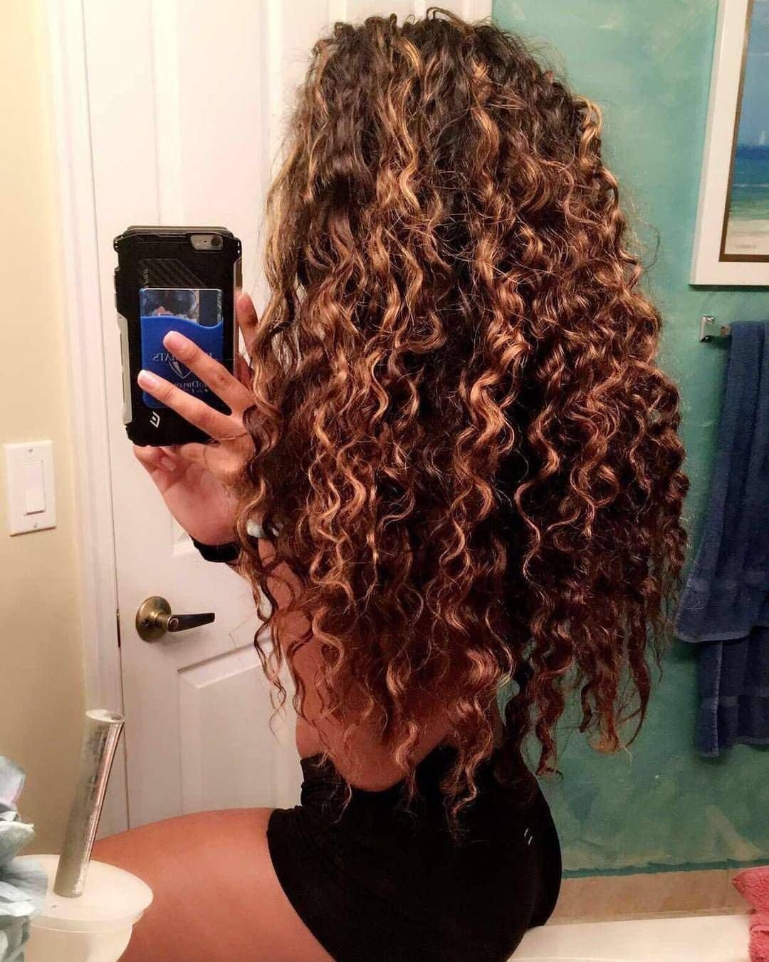 Кератиновая завивка на длинные волосы