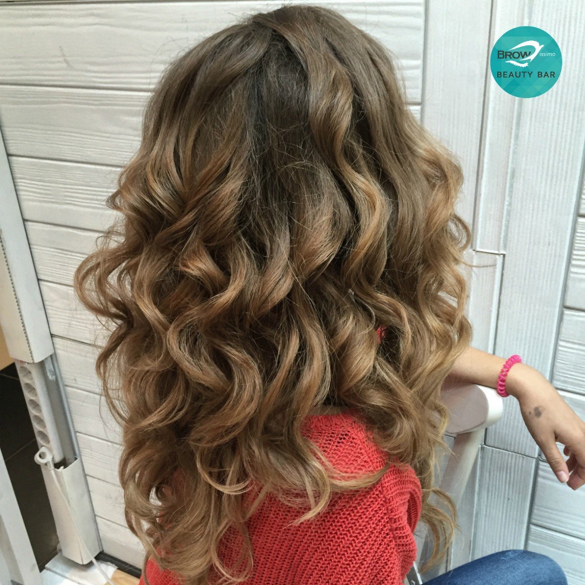 Локоны на длинные русые волосы