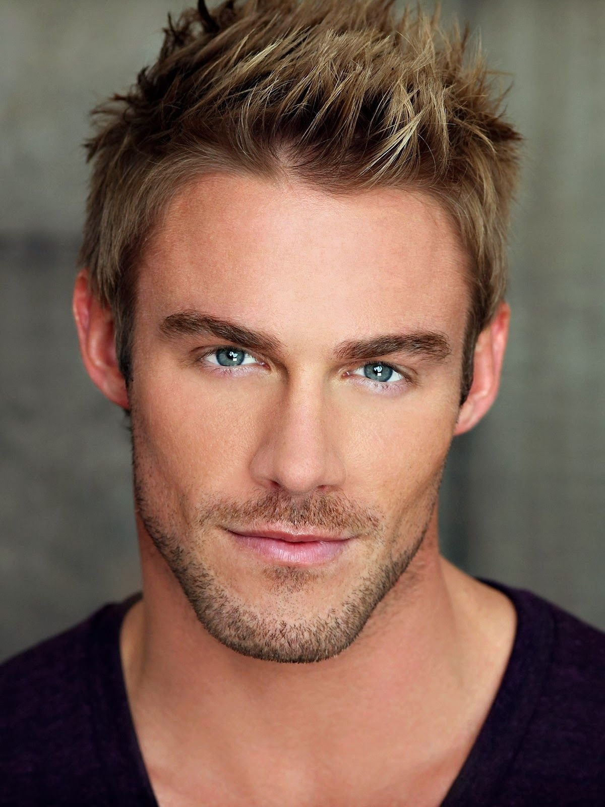 Причёски ддя блондинов