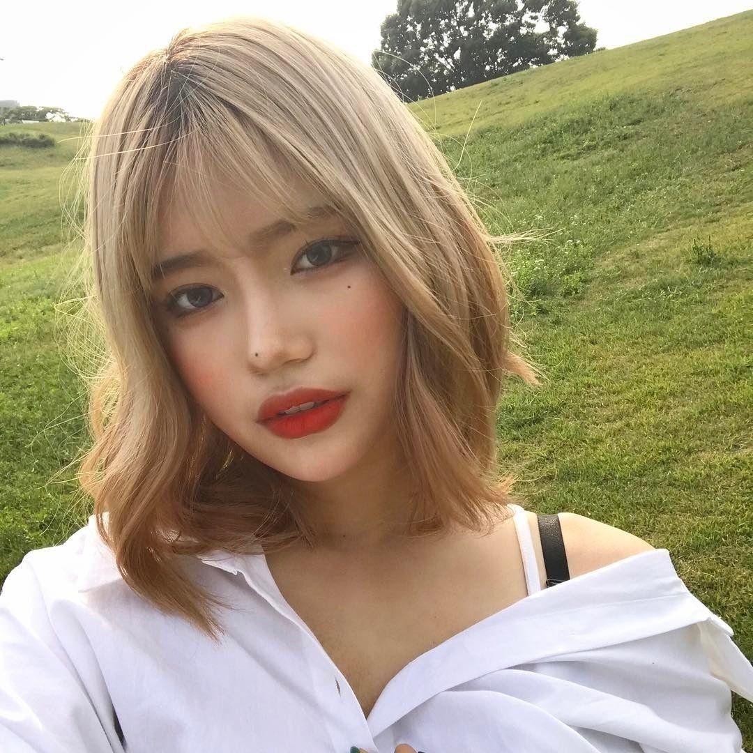 Прямое каре блонд