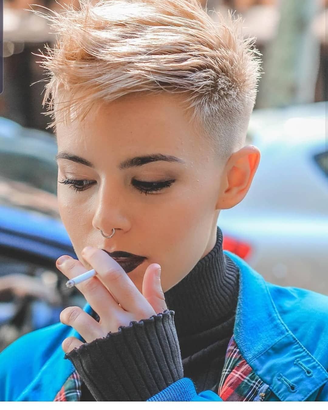 Кара Делевинь Пикси