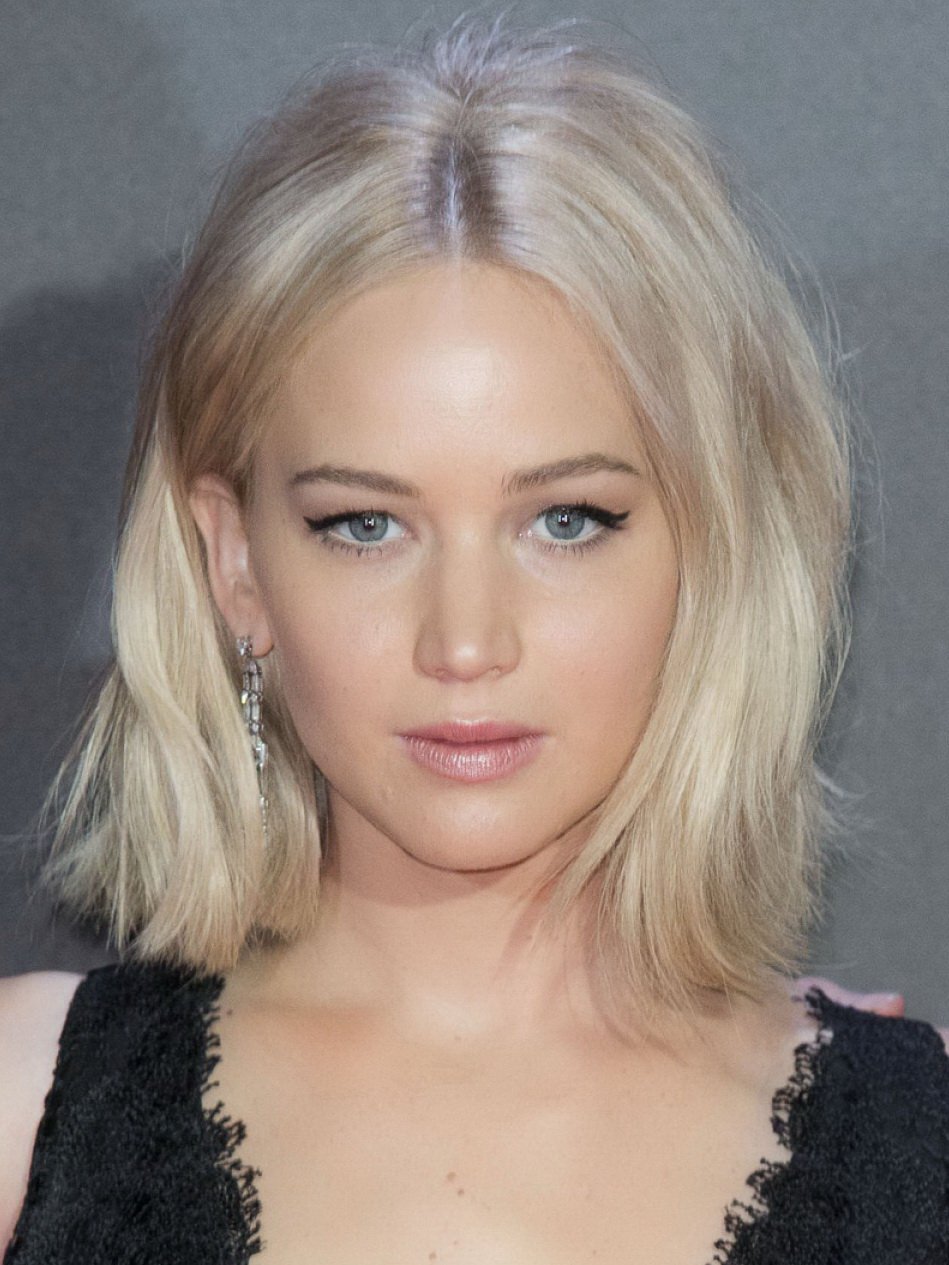 Дженнифер Лоуренс каре