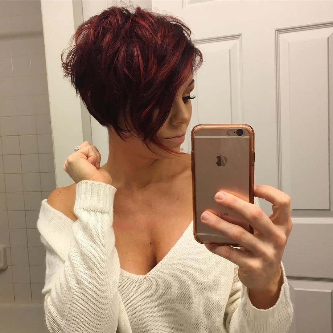 Стрижка Пикси Боб на средние волосы рыжие