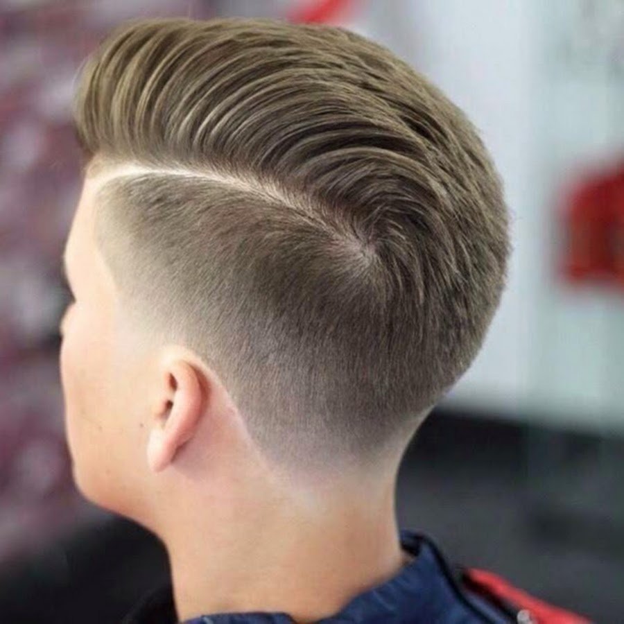 Стрижка для мальчика с пробором выбритым