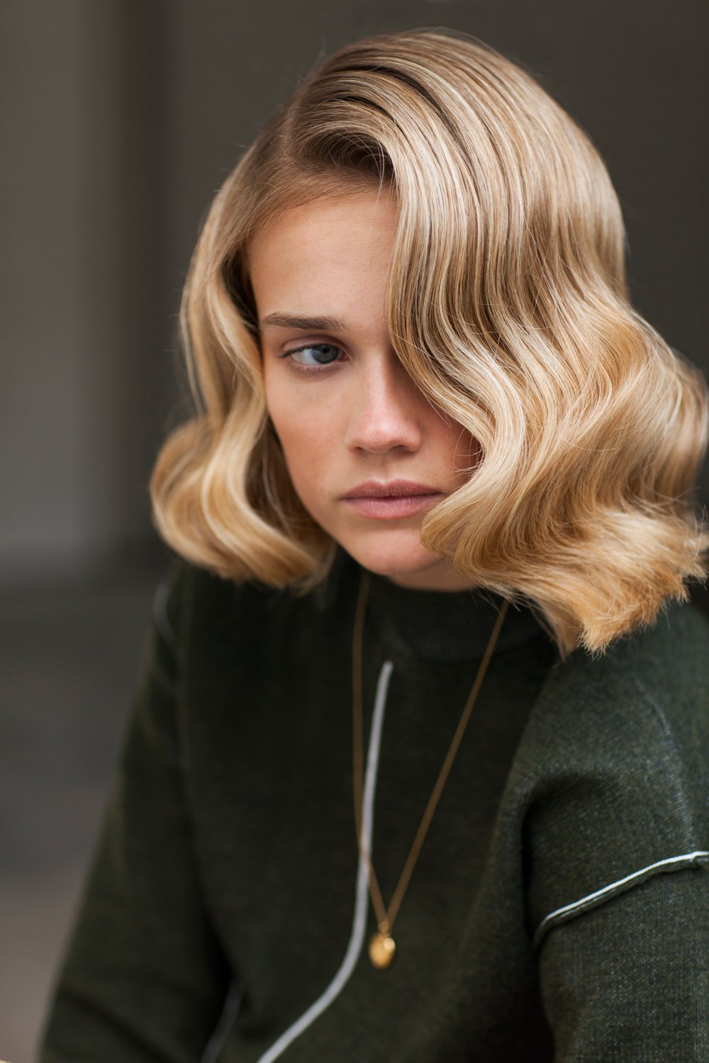 Голливудская волна на каре