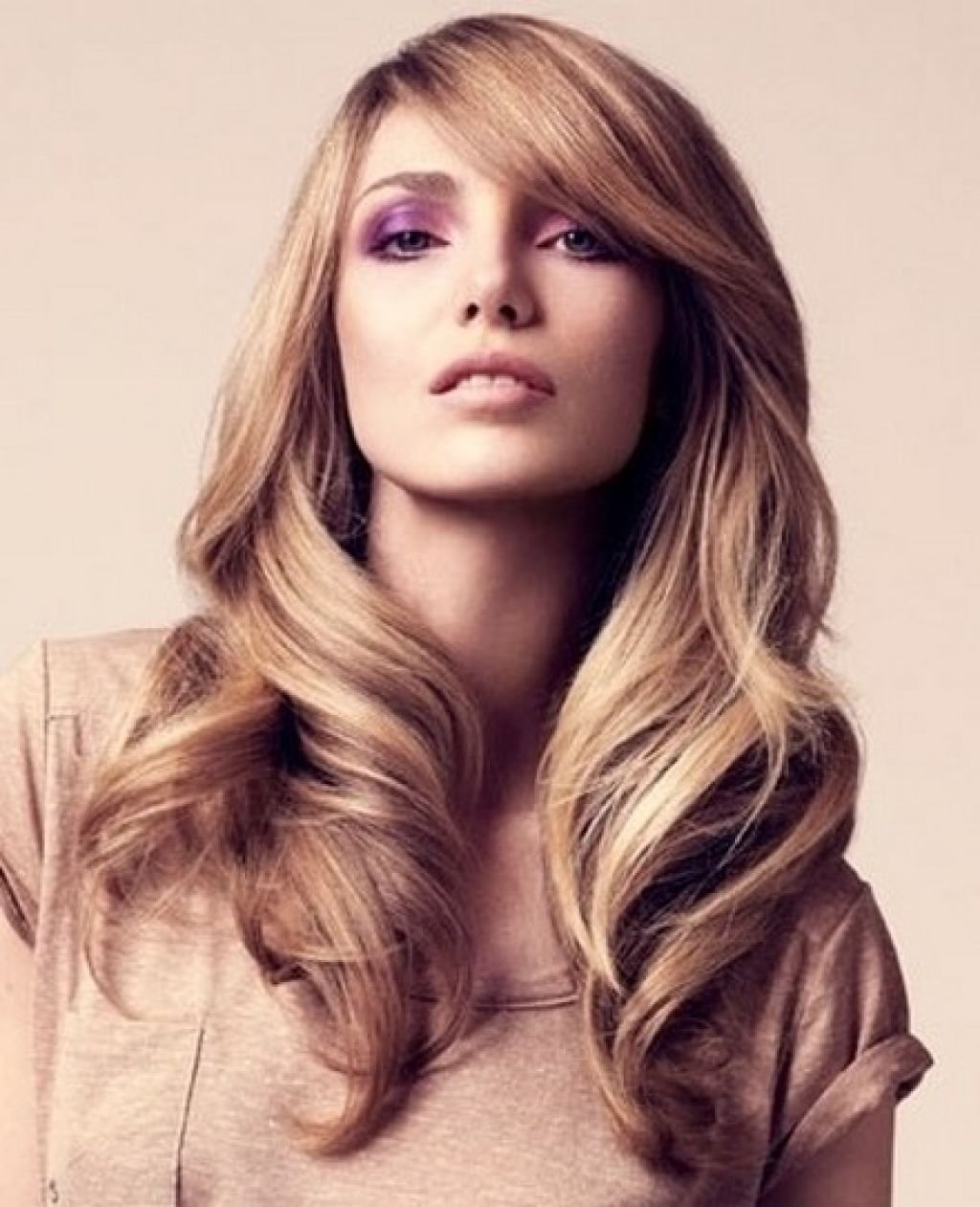 Укладка на длинные волосы с челкой