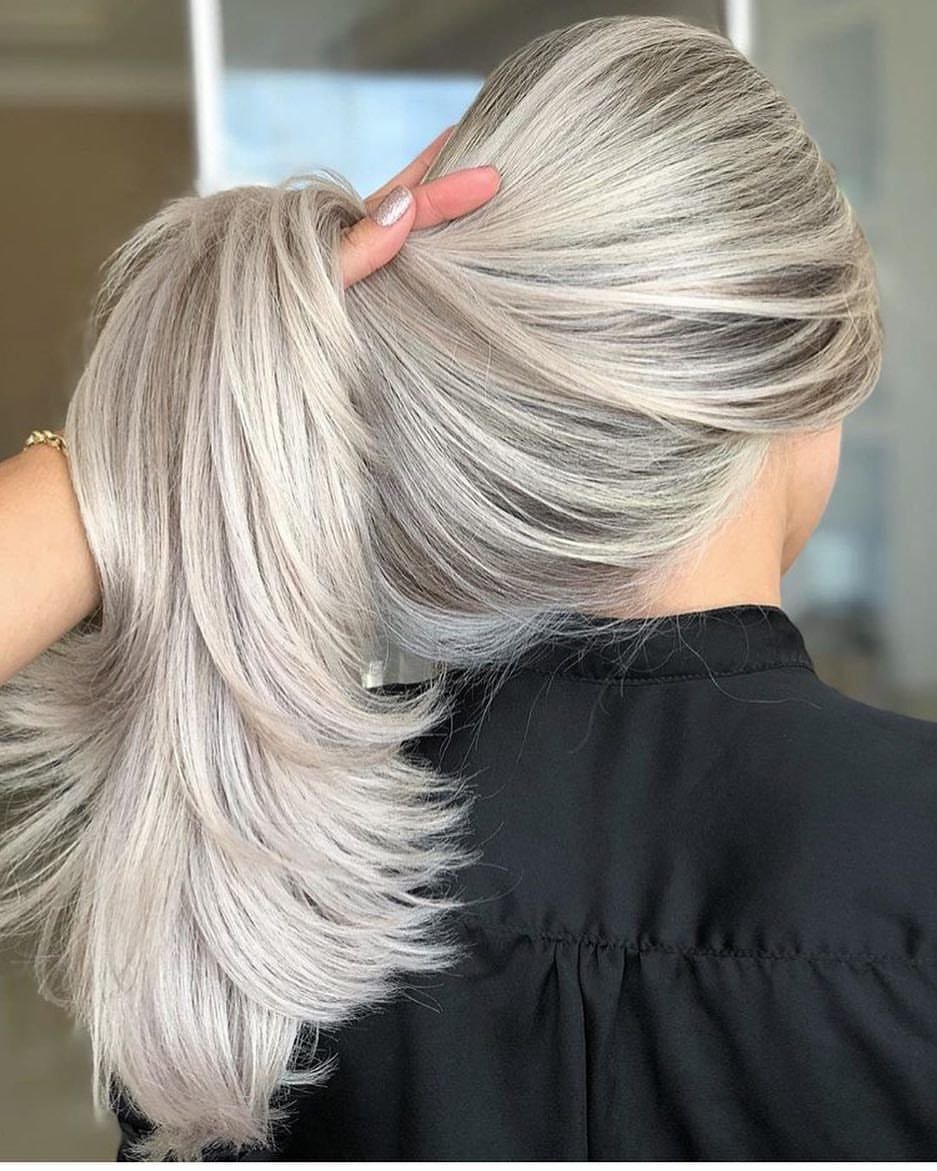 Холодный блонд с мелированием