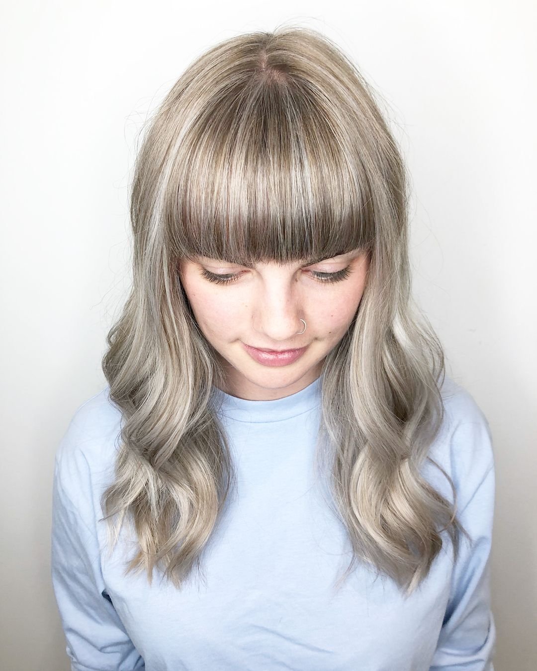 Лесенка на длинные волосы с челкой