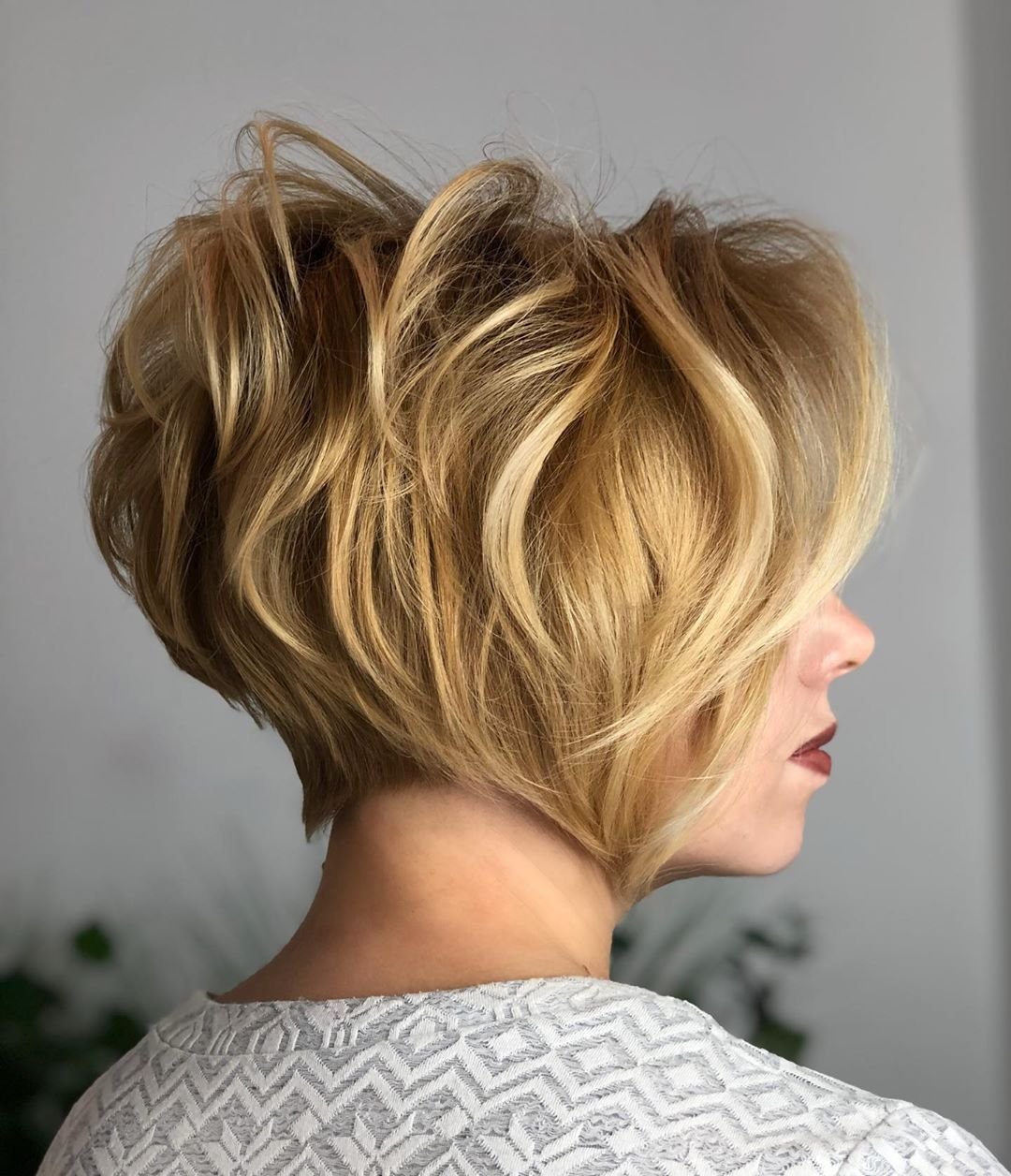 Стрижка шэг 2022