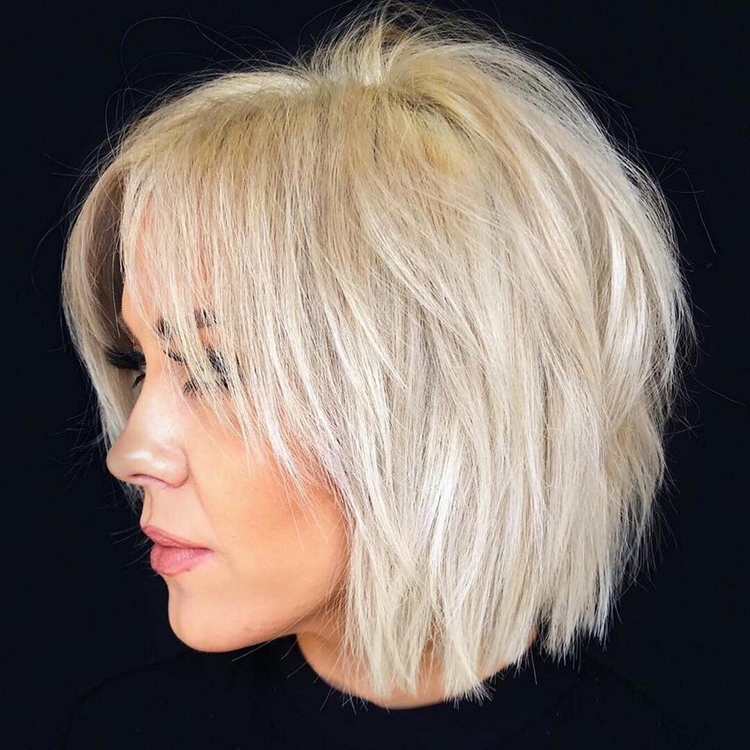 Стрижка Пикси-Боб на короткие волнистые волосы