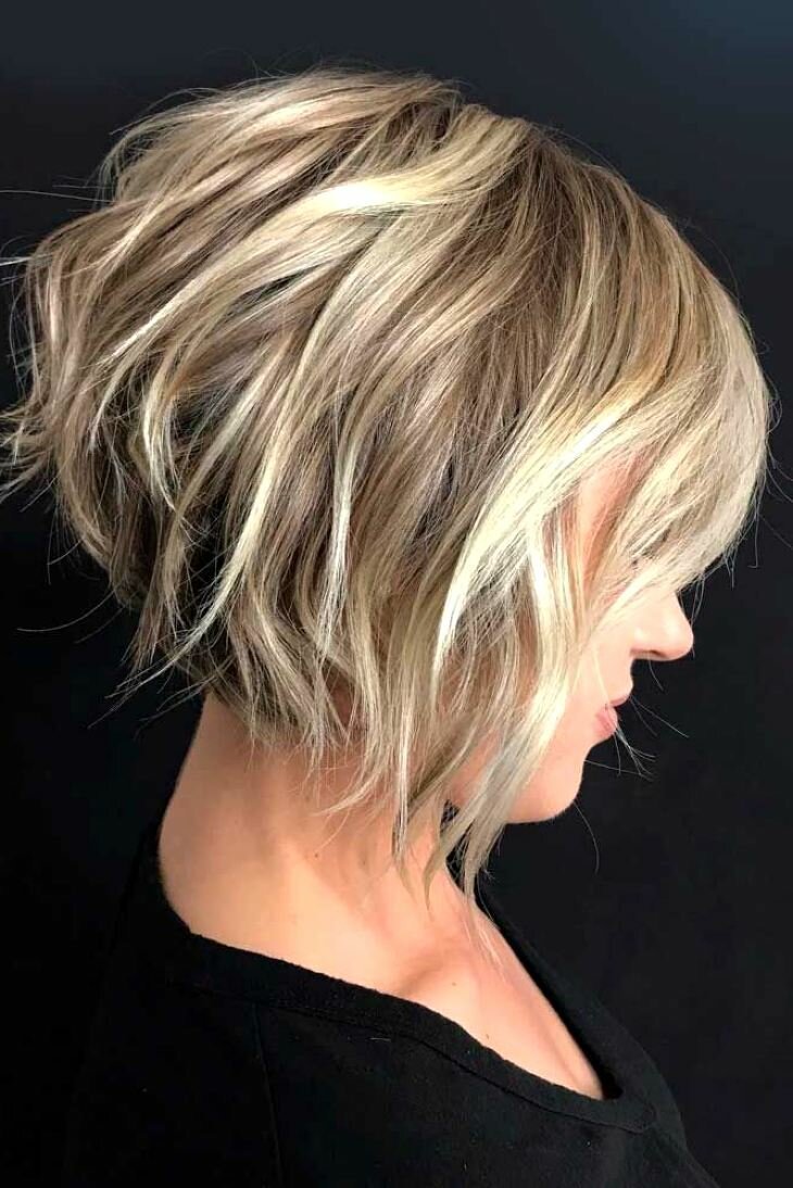 Небрежная укладка волос на каре