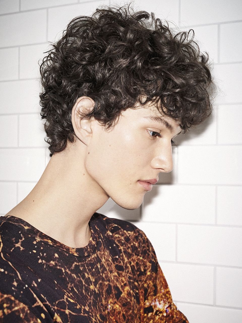 Стрижка Томбой мужская кудрявые волосы