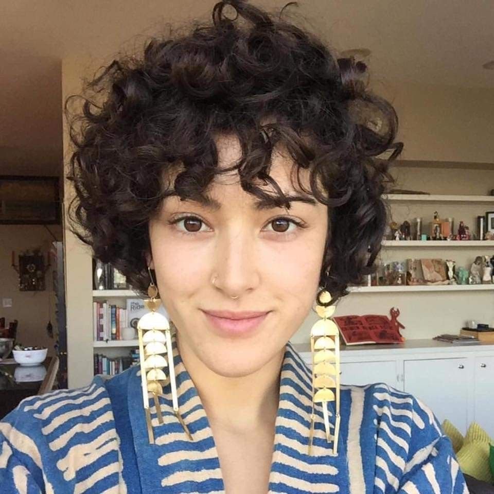 Стрижки для подростков на кудрявые волосы