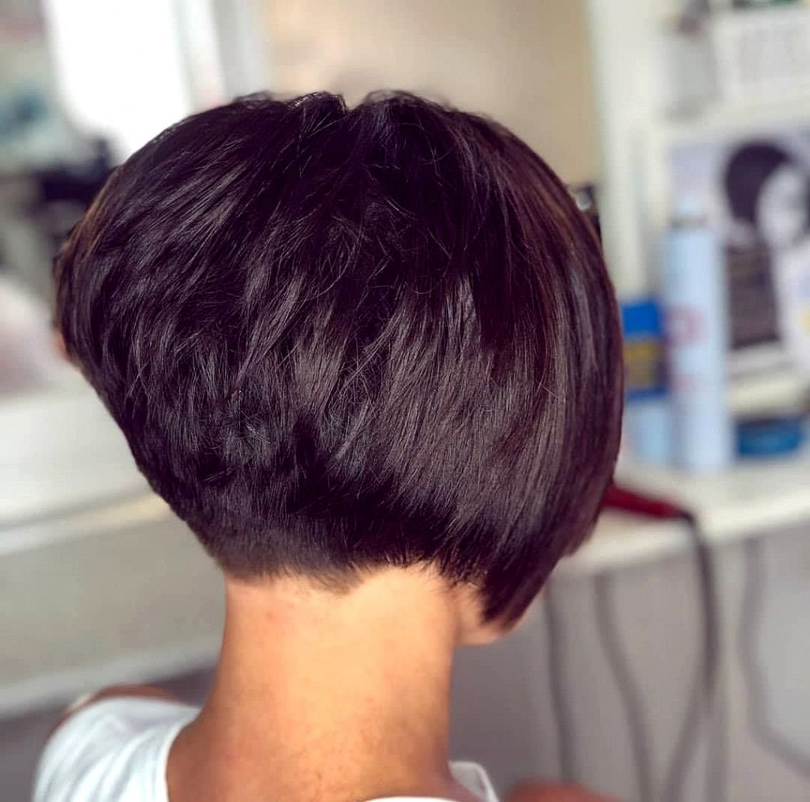Стрижка Боб-каре на короткие волосы сзади