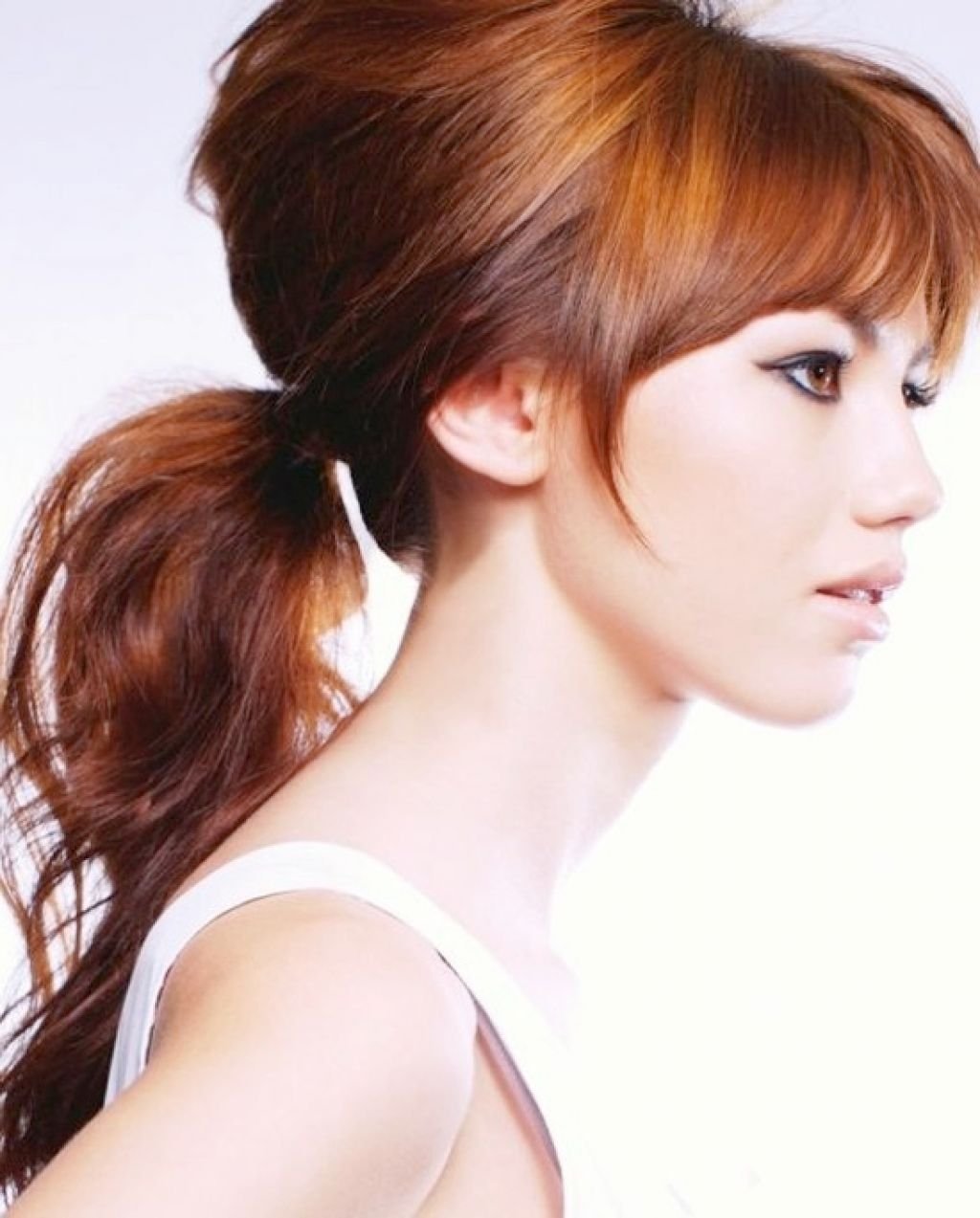 Прическа хвост с челкой