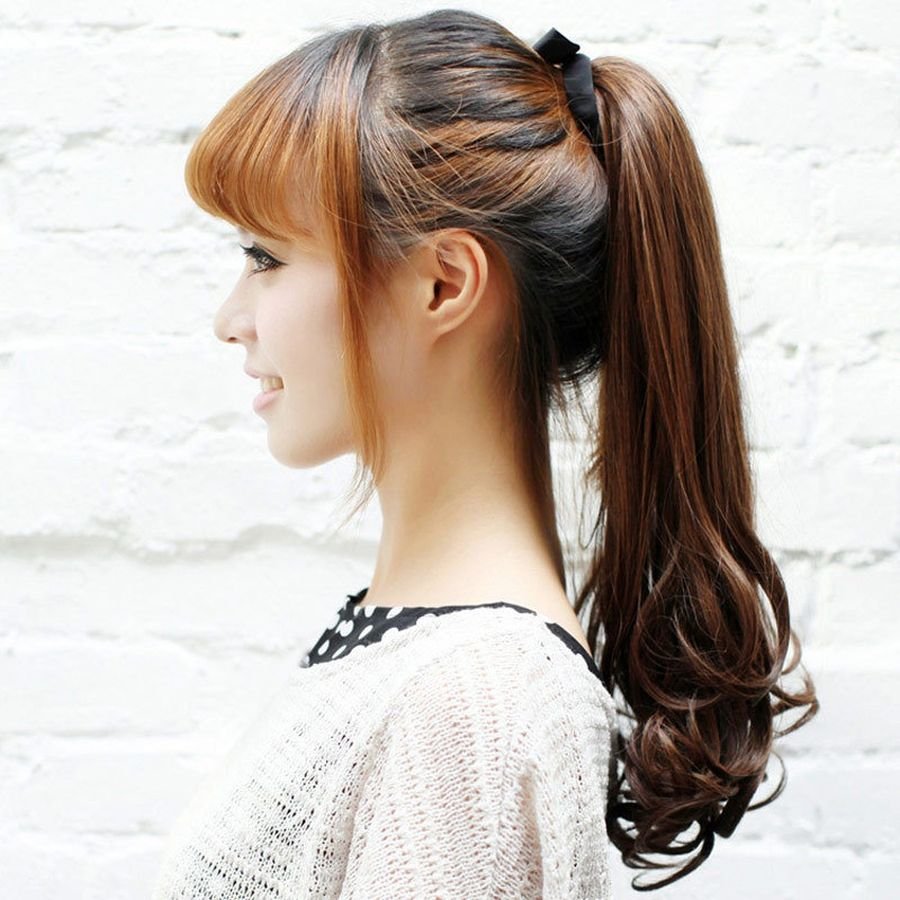 Прическа хвостик с челкой