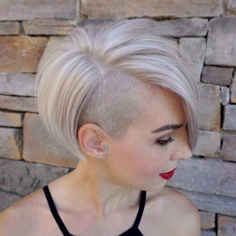 Пикси андеркат каре