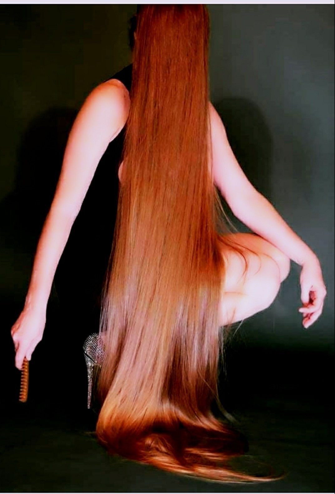 Джулия Адаменко