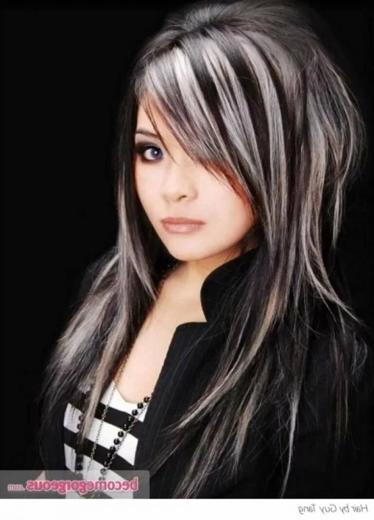 Яркие пряди