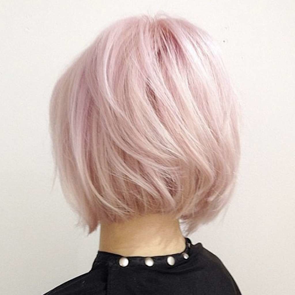 Балаяж розовый на Боб каре