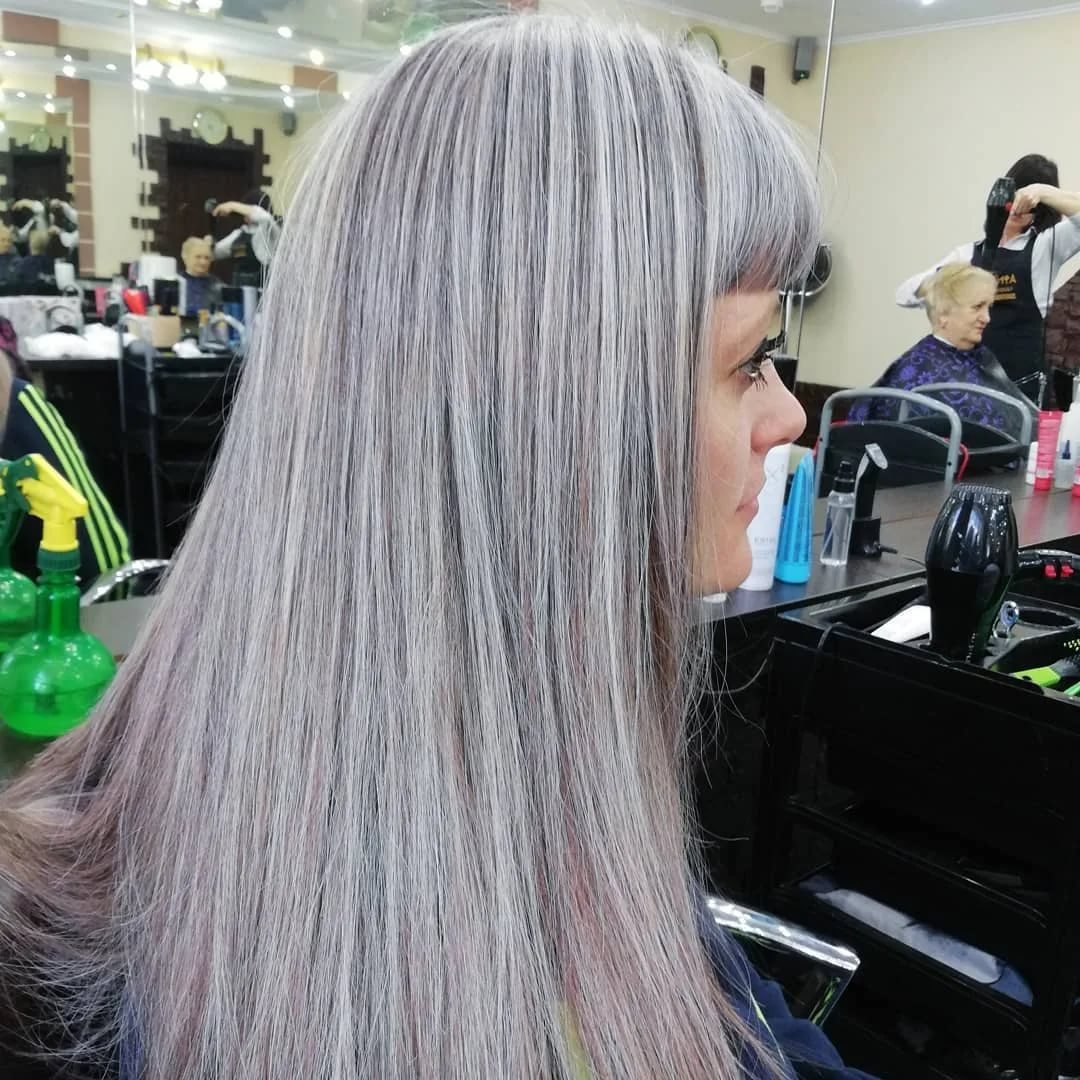 Частое мелирование в пепельный мужчины