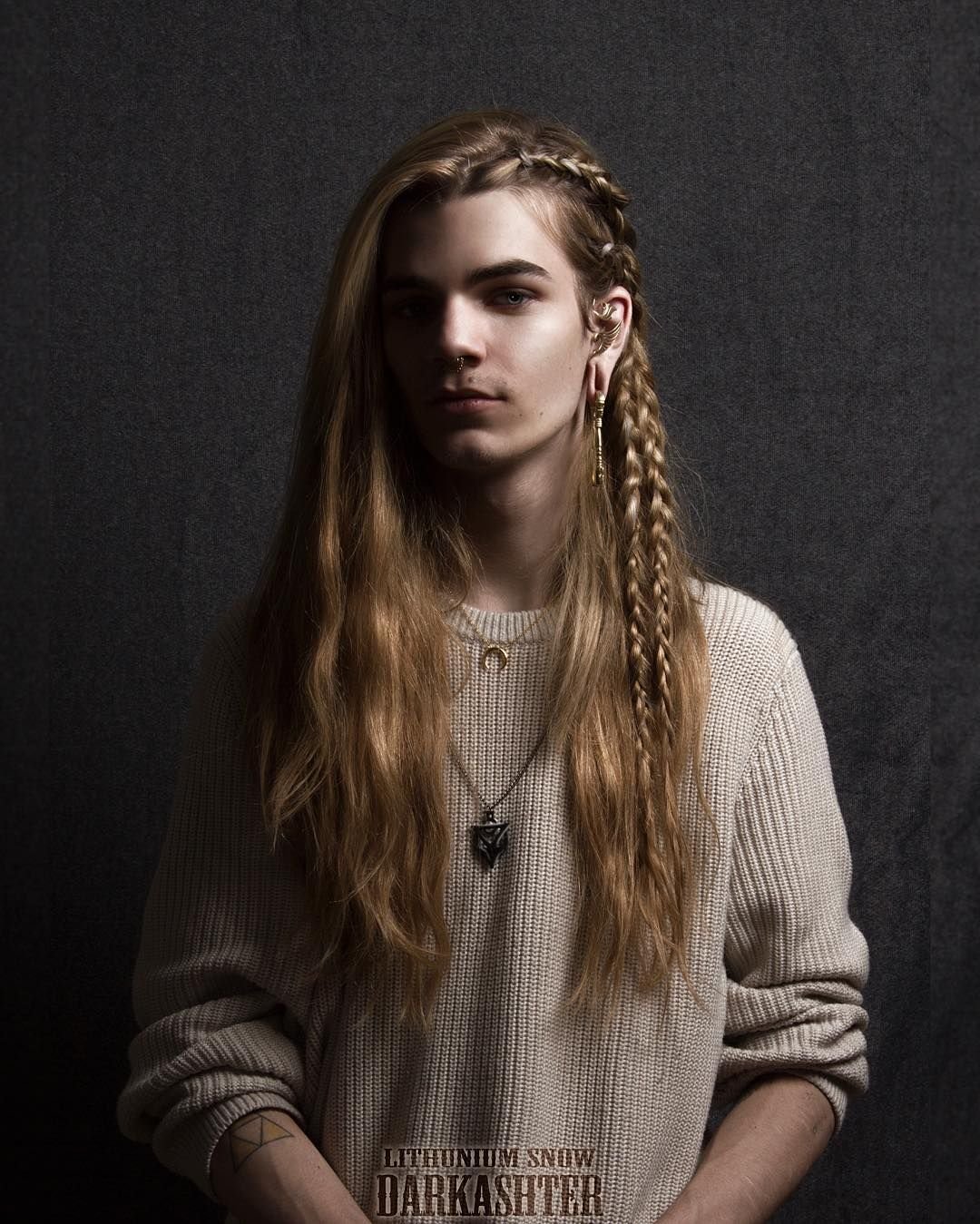 Nils kuiper прическа