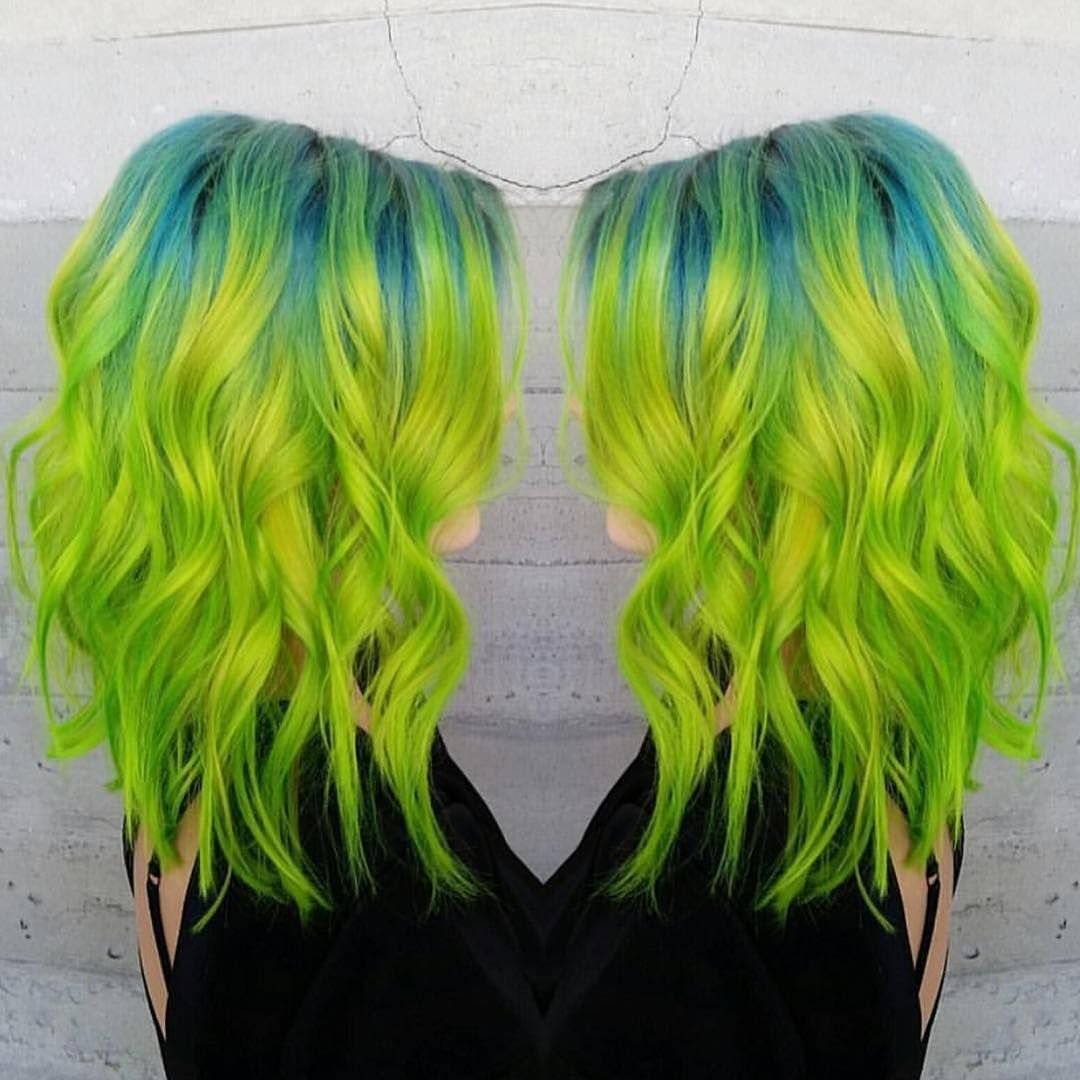 Желто салатовые волосы