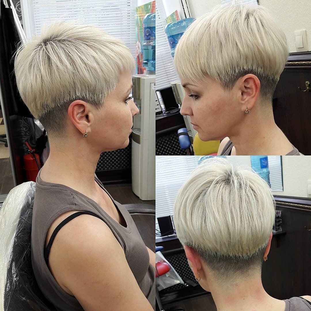 Пикси Гарсон сзади