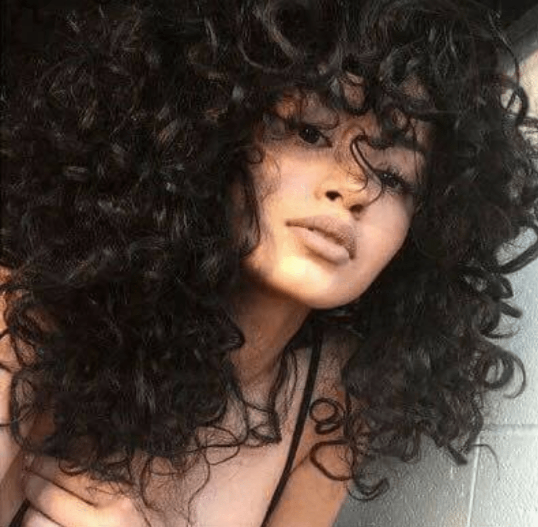 Афро кудри Селена Гомес