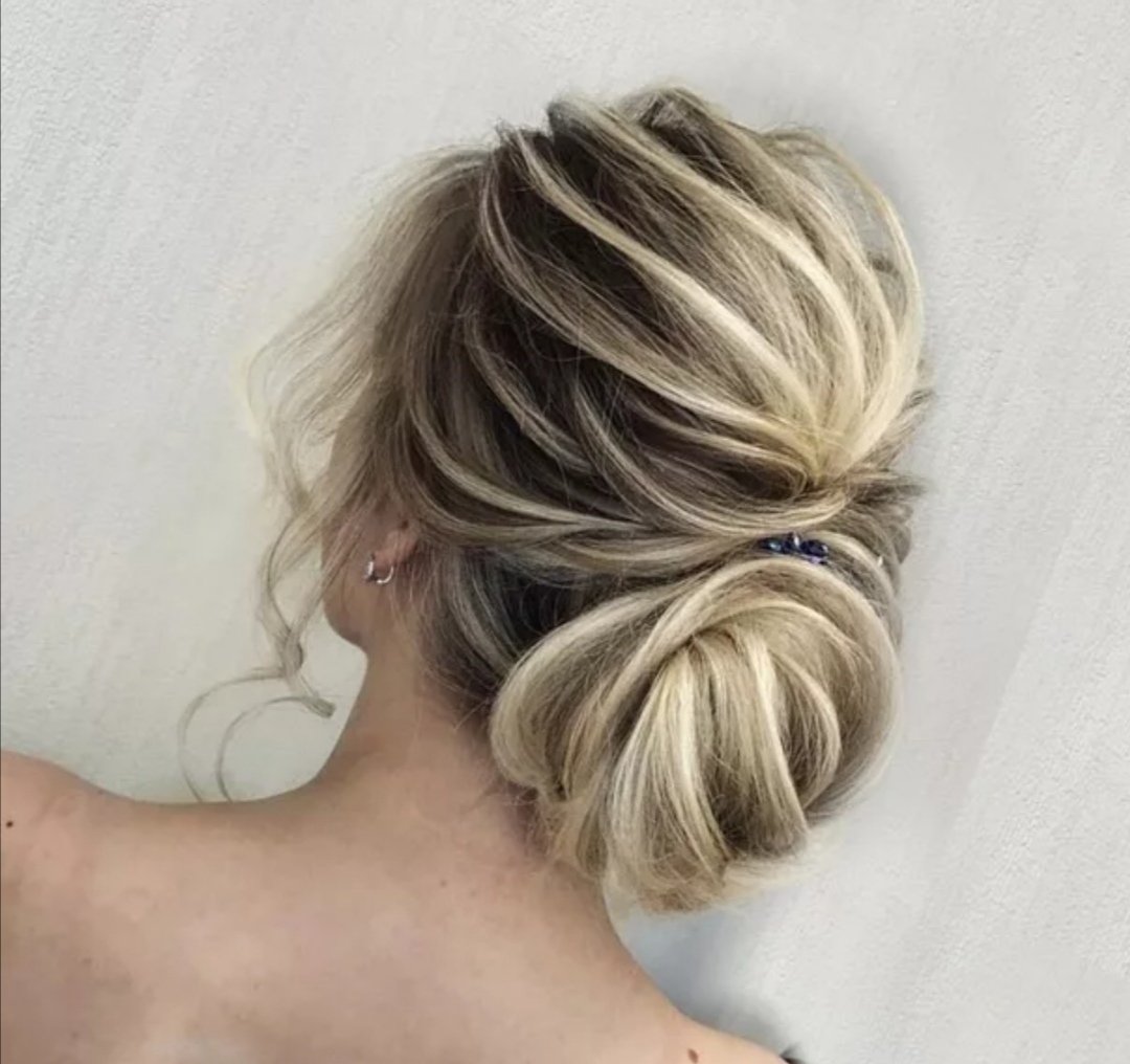 Прическа небрежные Локоны