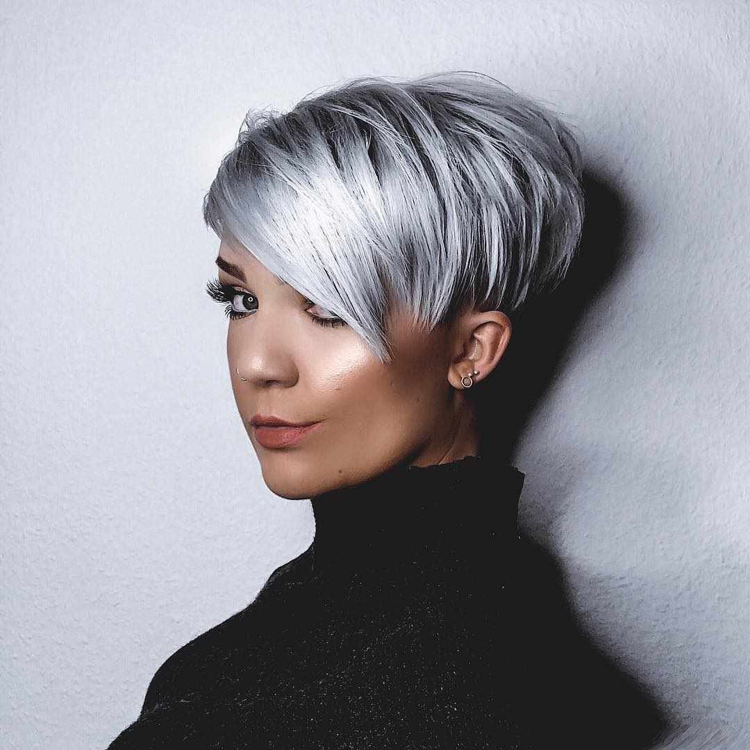 Стрижка Пикси Боб Седые волосы