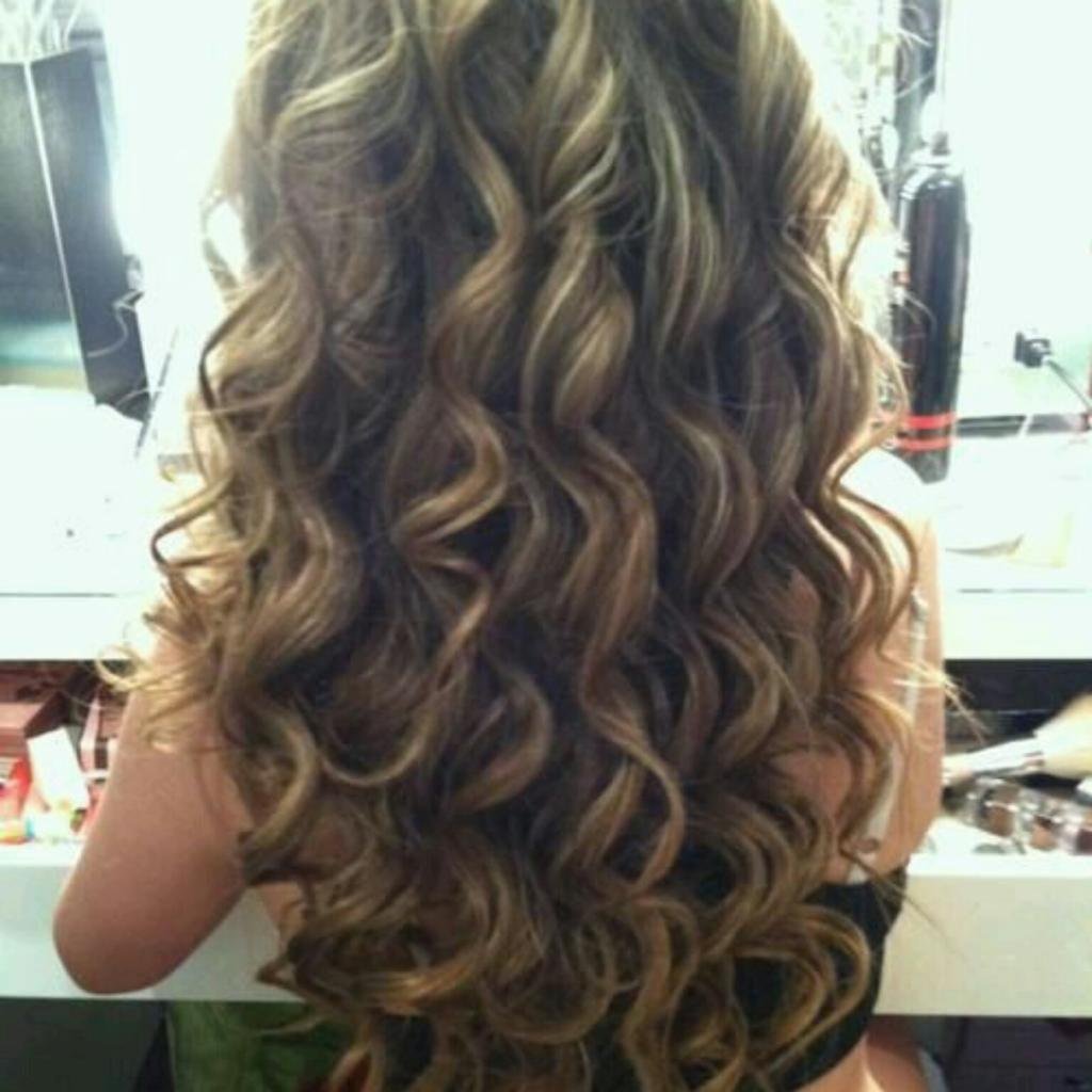 Завивка на длинные волосы крупные Локоны