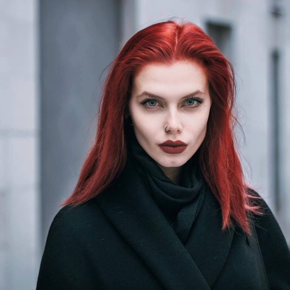 Аметист бургунди цвет волос