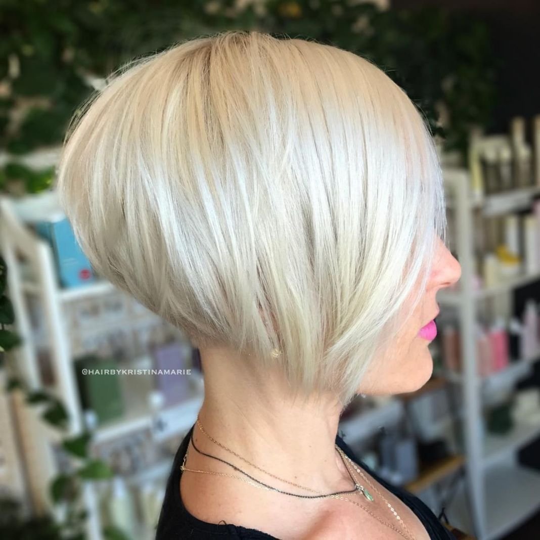 Виктория Маслова с короткой стрижкой