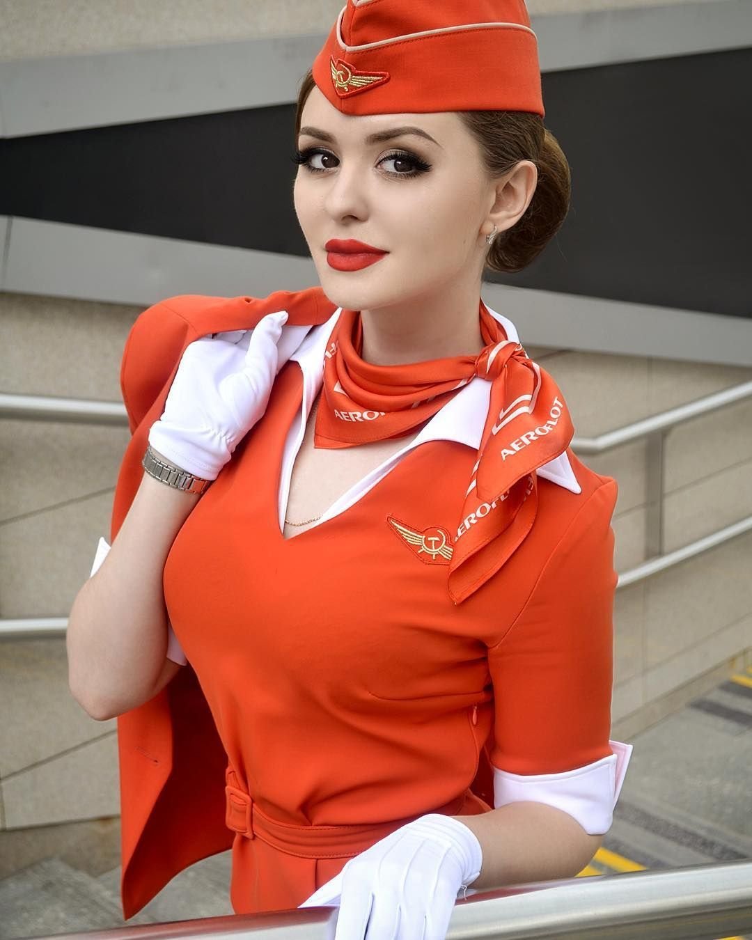 Стюардесса авиакомпании Россия Алена Глухова