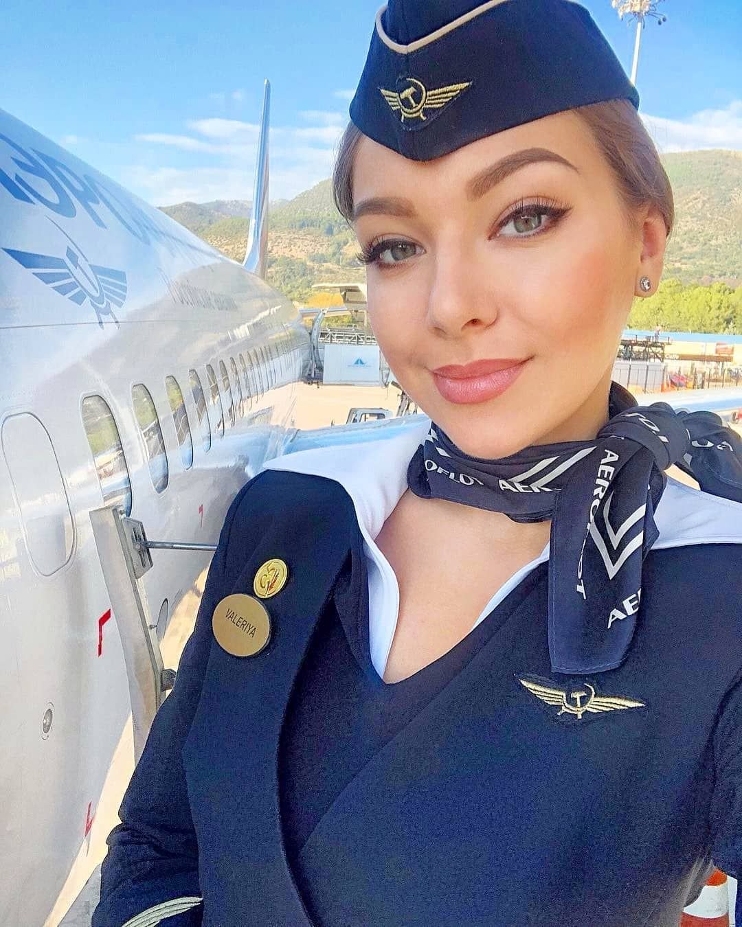 Татьяна Батурина стюардесса