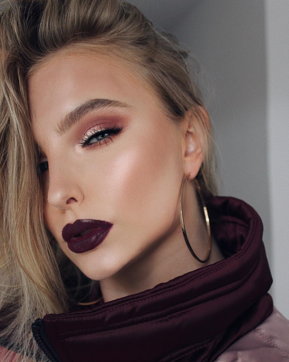 Макияж в коричневых тонах для зеленых