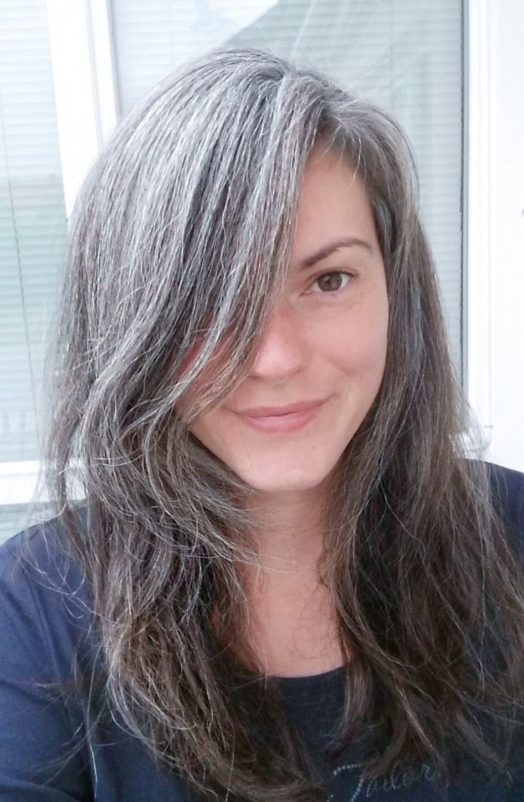 Мелирование на тёмные волосы с сединой