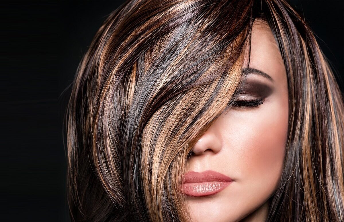 Красивое мелирование на темные волосы