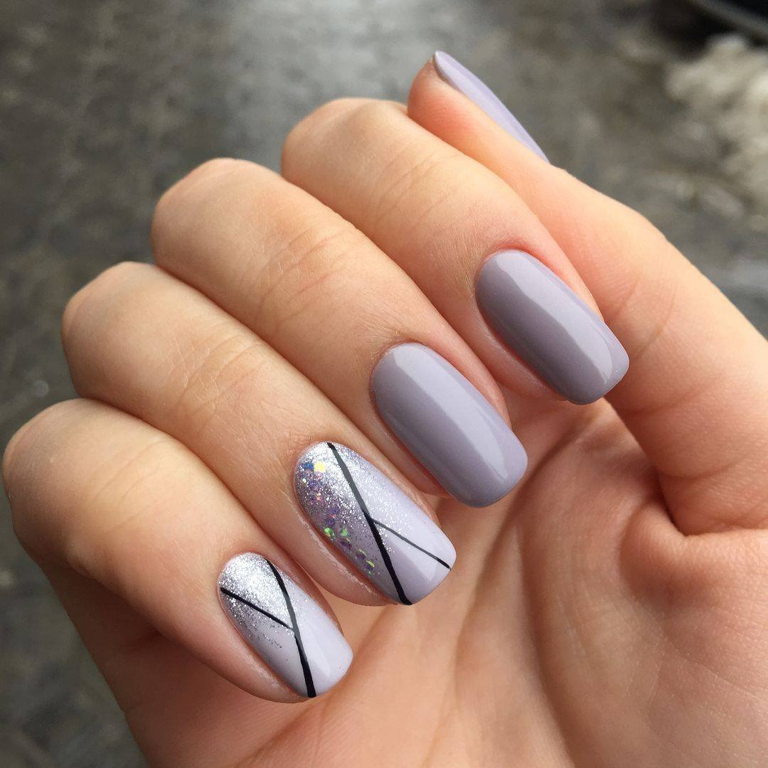 Серый маникюр