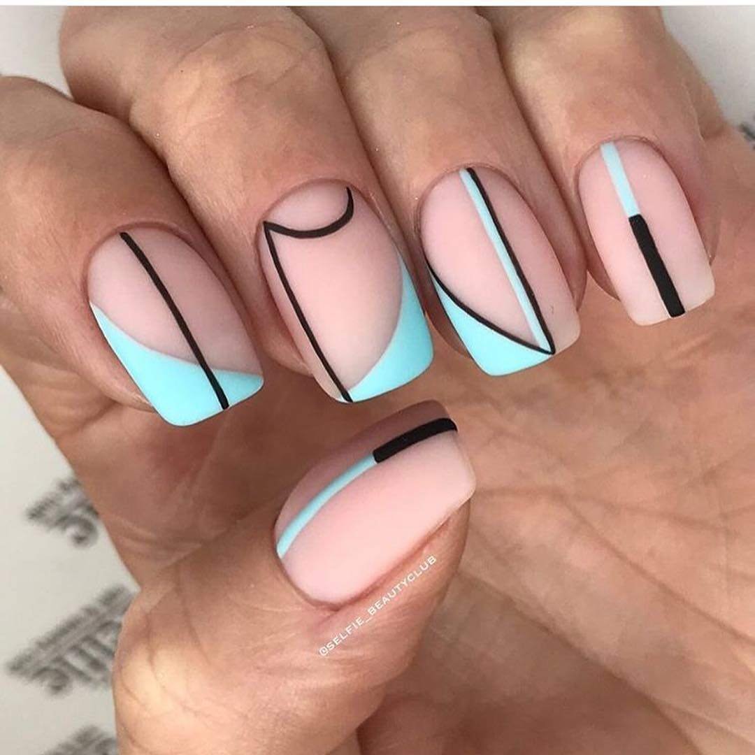 Геометрический маникюр