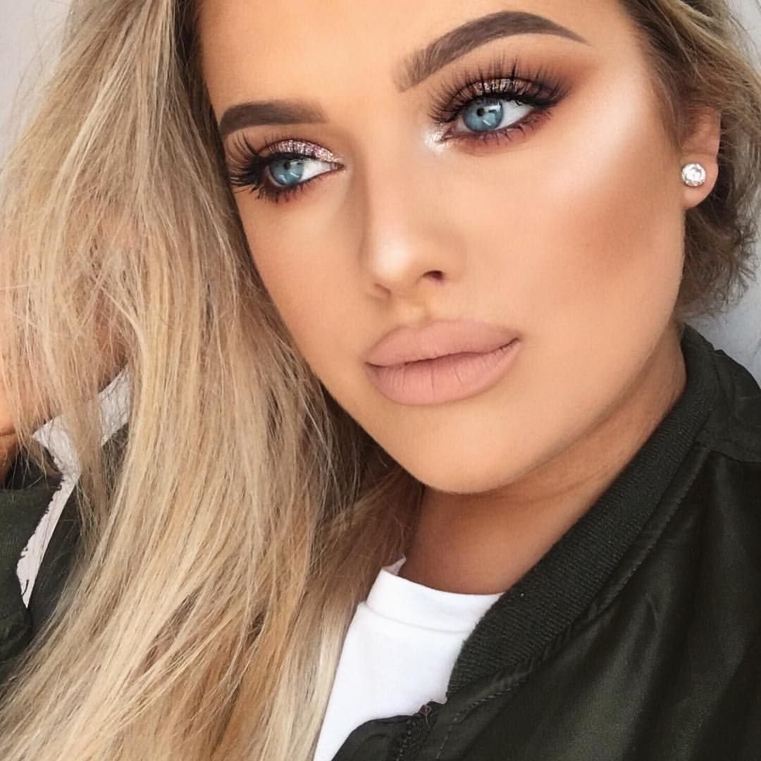 Цвет волос для голубых глаз