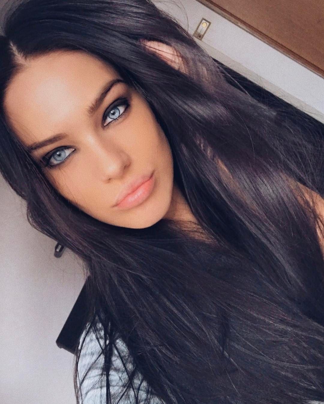 Екатерина Успехова